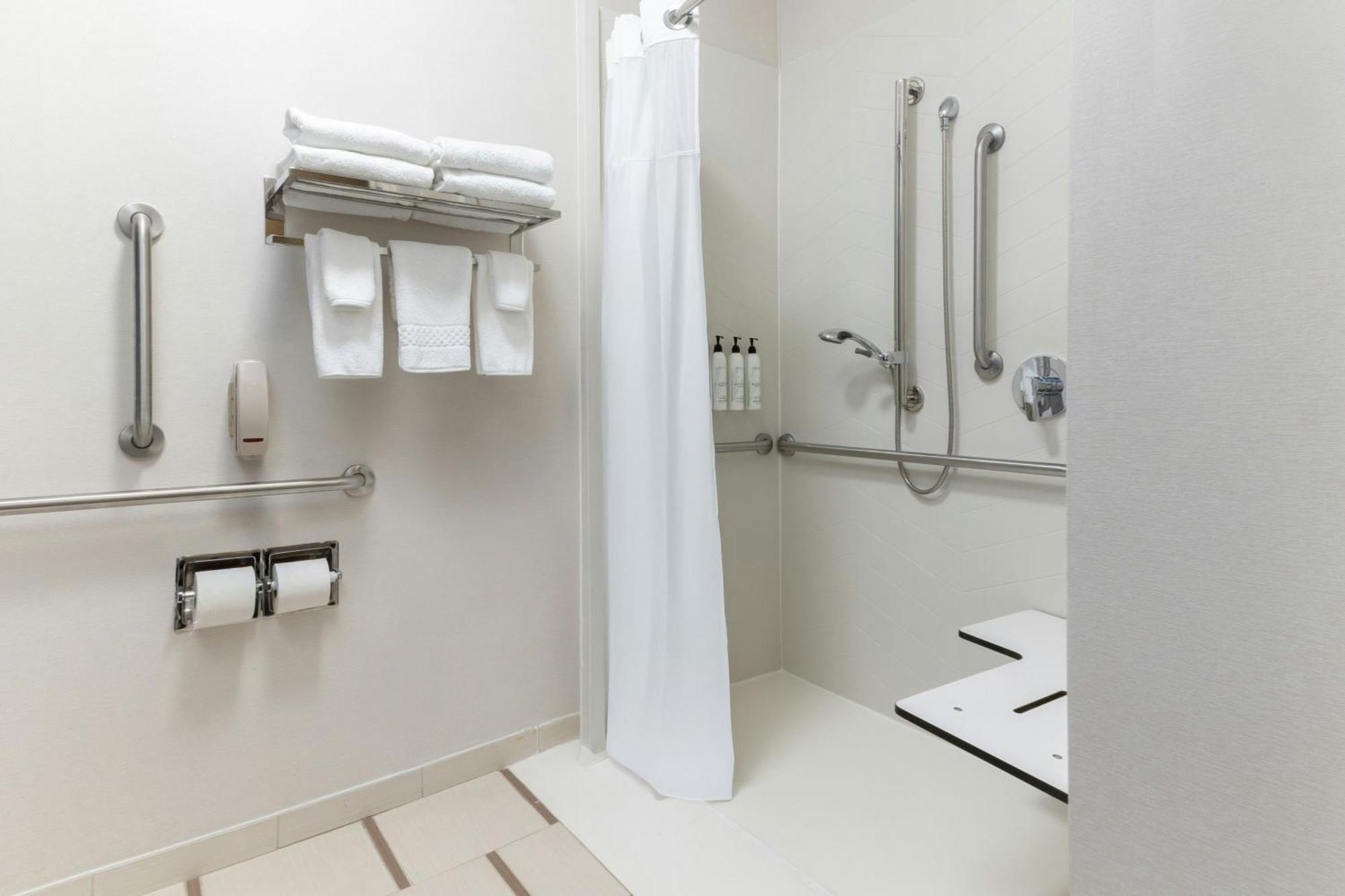 Fairfield Inn And Suites By Marriott Cincinnati Eastgate Eksteriør bilde
